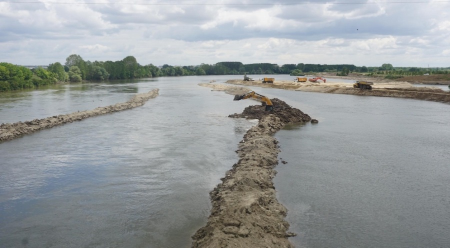 Meriç Nehri'nde taşkına karşı yatak temizleme çalışması yürütülüyor