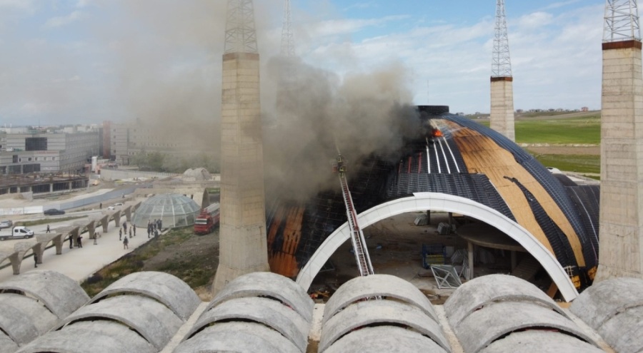 Cami inşaatında 7 ay içinde ikinci yangın çıktı