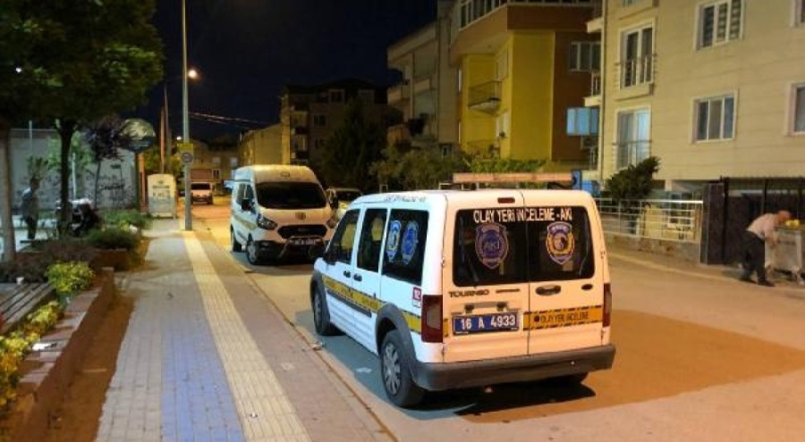 Bursa'da cinayet!  16 yaşındaki Arda boğazından vuruldu