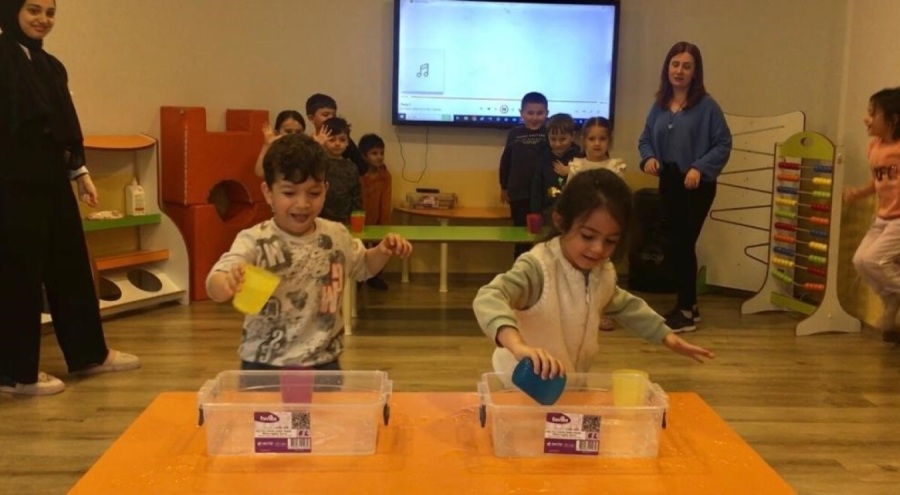 Bursalı anaokulu öğrencileri, Avrupa ülkelerindeki yaşıtlarıyla ders aldı
