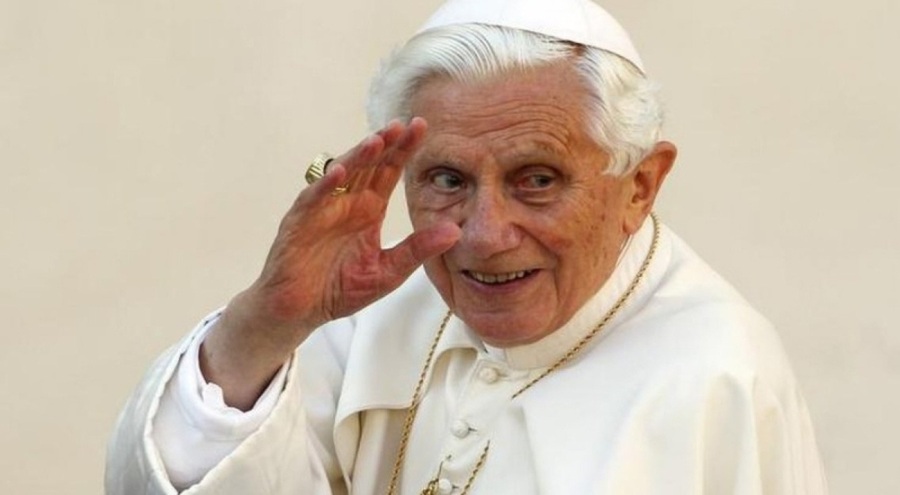 Eski Papa 16. Benedikt'in mirası reddedildi iddiası