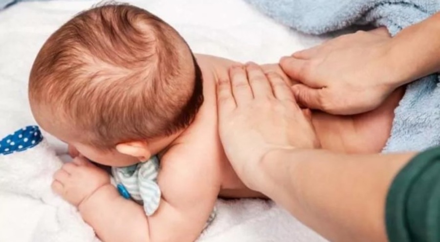 Çocuğunuzun omurgasına dikkat edin!