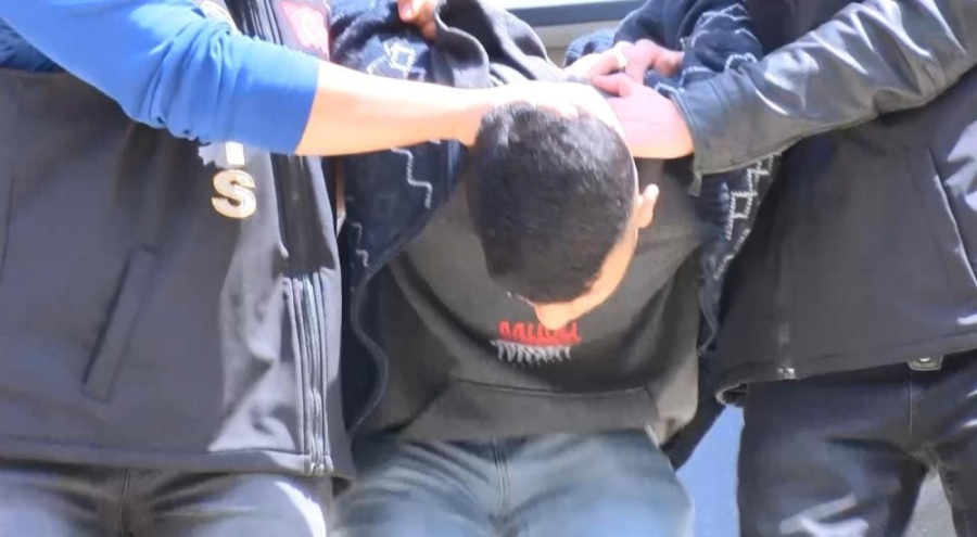 19 yaşındaki Asiye'yi sokak ortasında öldürmüştü! Mahkemede pes dedirtti