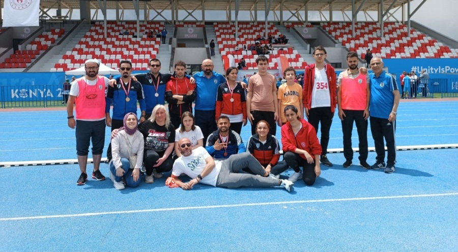 Bursalı engelli atletler 17 madalya kazandı