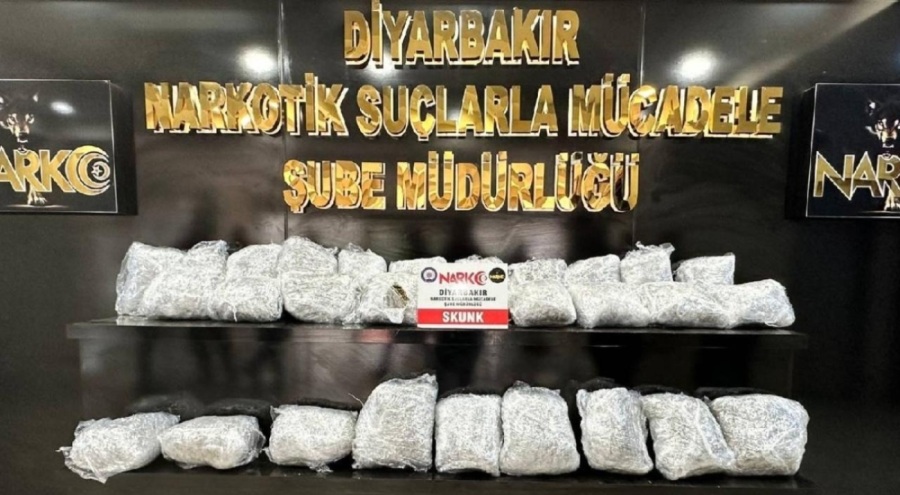 Diyarbakır'da uyuşturucu operasyonu: 29 tutuklu
