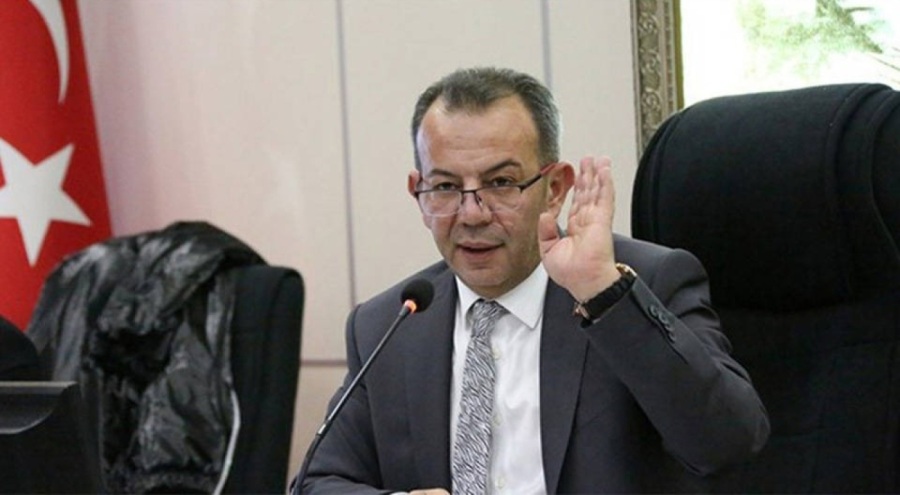 Tanju Özcan Erdoğan'ın heykelini dikecek