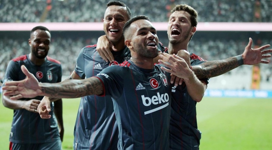 Beşiktaş borç iddialarını yalanladı