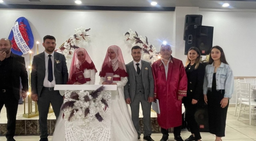 Bursa'da iki erkek kardeş, iki kız kardeşle evlendi