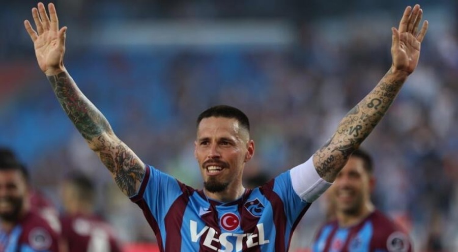 Hamsik'ten duygusal veda! Golden sonra gözyaşlarını tutamadı