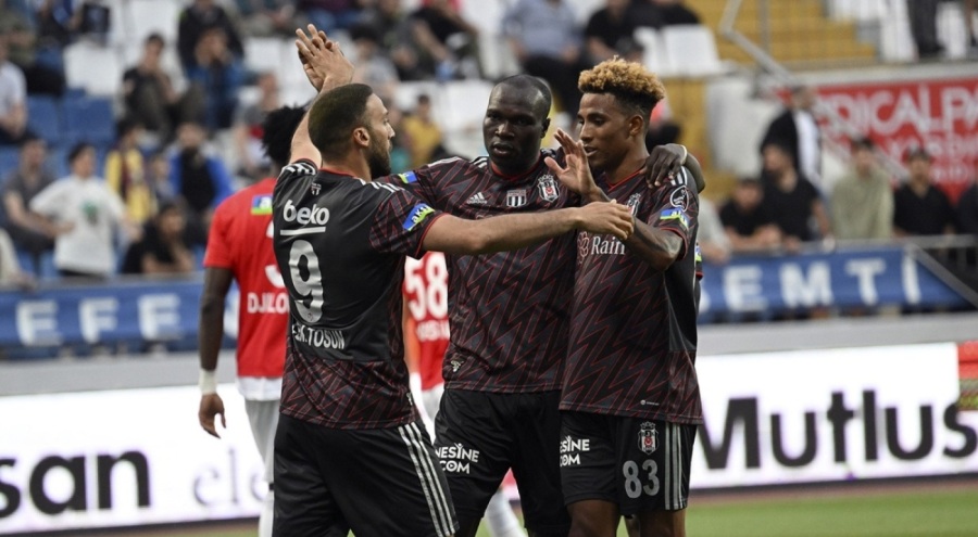 Beşiktaş, Kasımpaşa'yı 5-2 mağlup etti