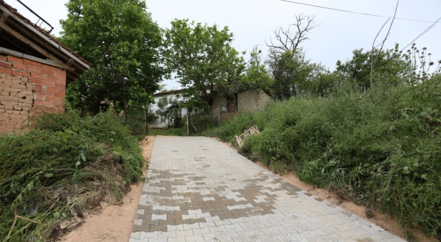 Bursa İnegöl Belediyesi'nden yol çalışması