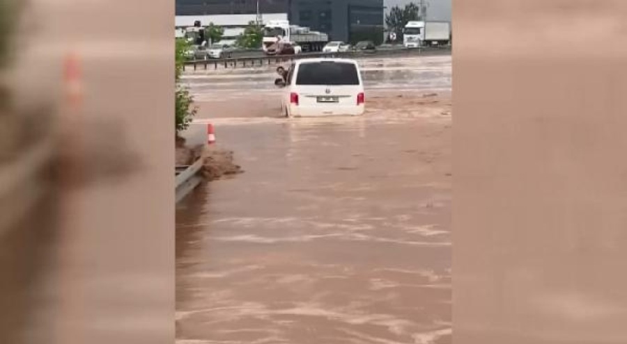 Ankara-Eskişehir kara yolu, trafiğe kapatıldı