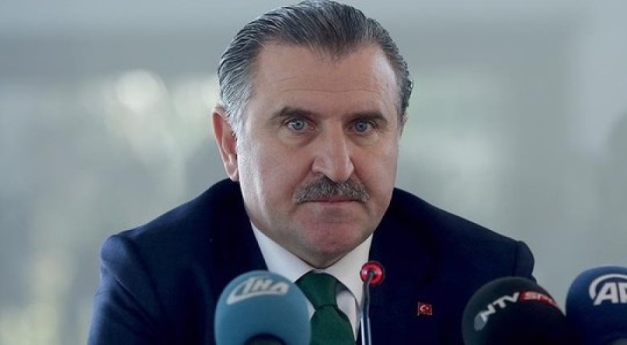 Bakan Bak'tan Galatasaray'a tebrik