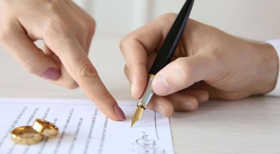 Evlilik sözleşmesinde sosyal medya detayı! Hesabını kapatmayan eş tazminat ödeyecek