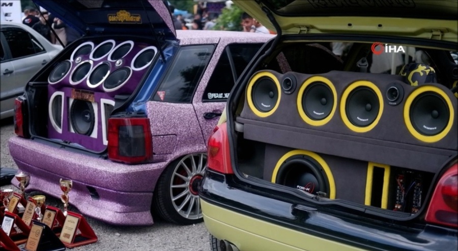 250 bin liralık araca 1,5 milyonluk ses sistemi taktırdı