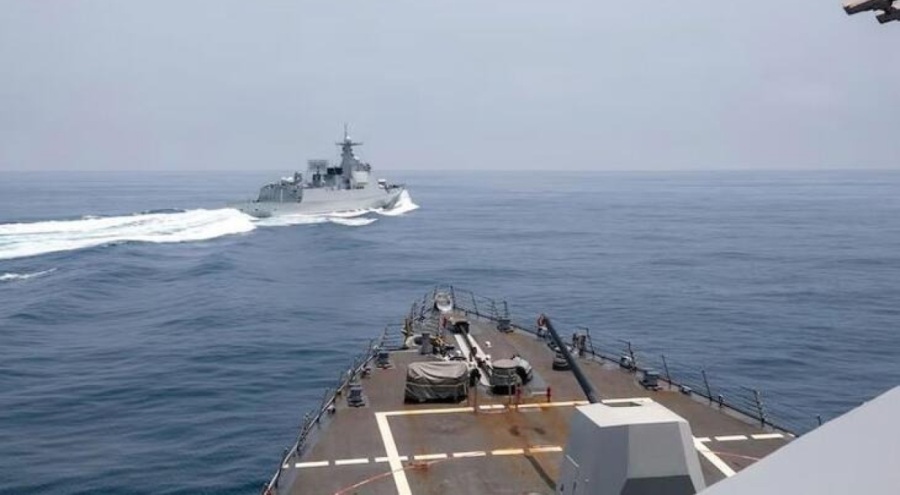 ABD ve Çin savaş gemileri arasında gerilim