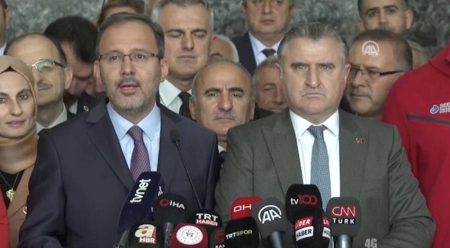 Bakan Osman Aşkın Bak, görevi Mehmet Kasapoğlu'ndan devraldı