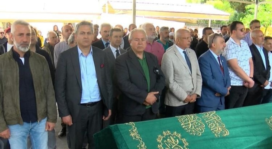 Ergun Göknel defnedildi