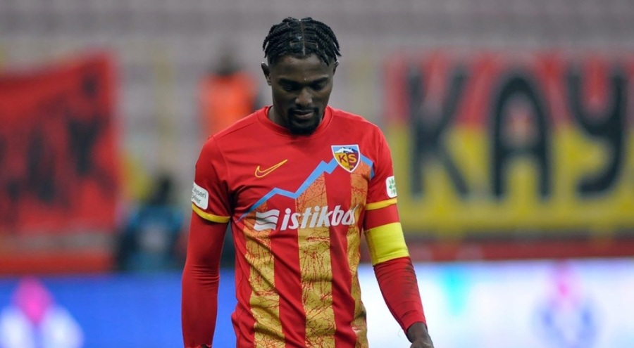 Kayserispor'da şaşırtan ayrılık! Sezonun bitmesini beklemedi