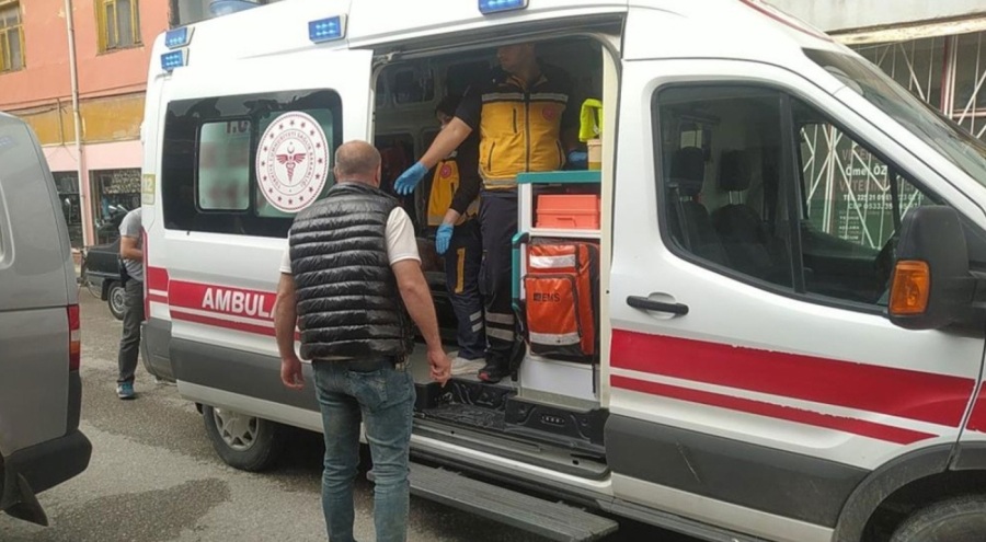 Alacak verecek meselesi bıçaklı kavgaya dönüştü!