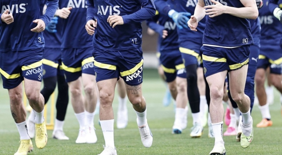 Fenerbahçe'de son 5 senenin rakamları beklentileri karşılayamıyor