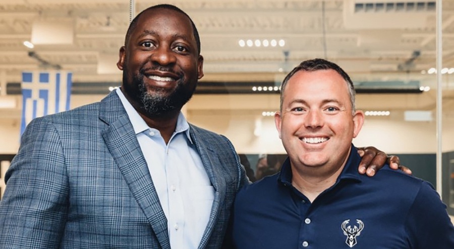 Milwaukee Bucks'ın yeni koçu açıklandı