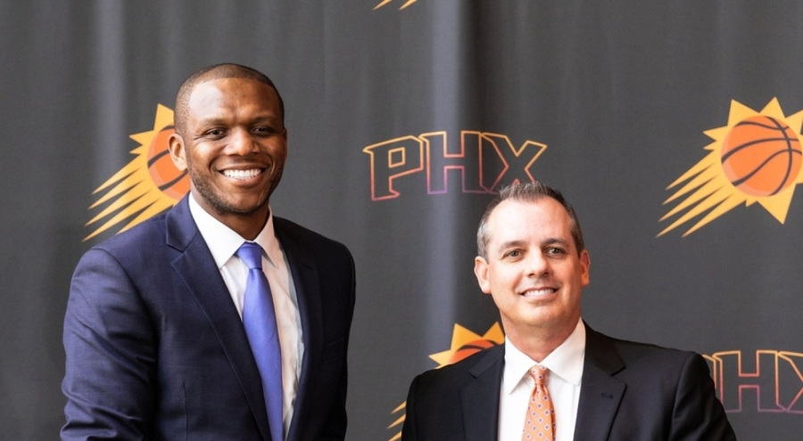 Kevin Durant'in yeni hocası açıklandı