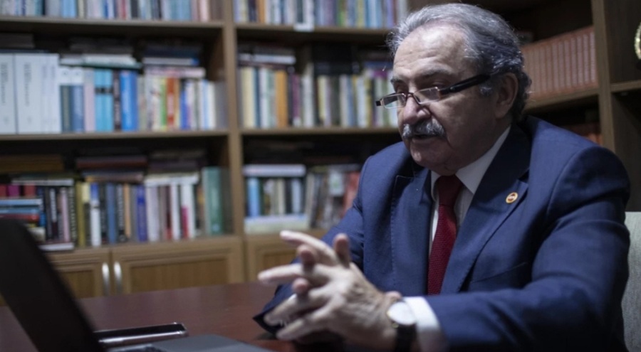 Namık Kemal Zeybek: Yeni bir parti kuruluyor!