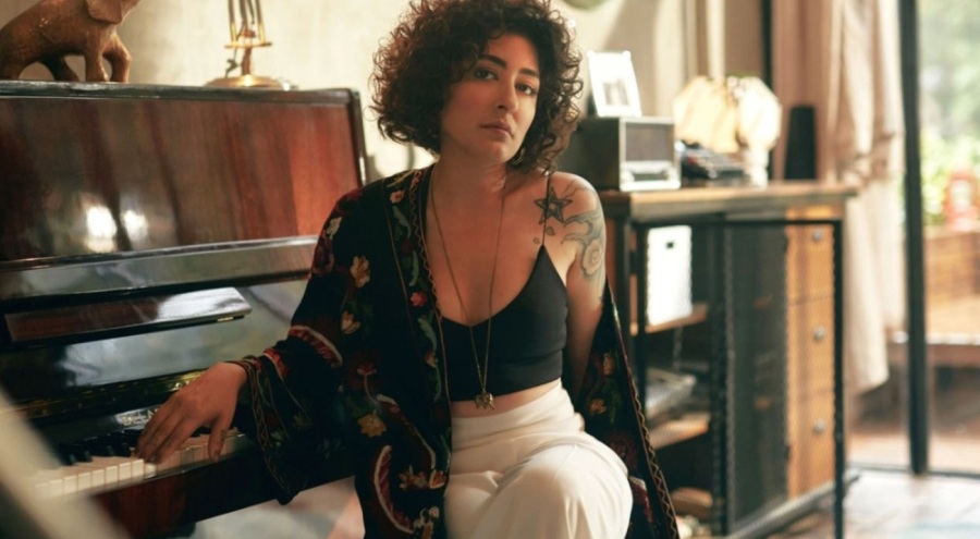 Melek Mosso: Yaşananlardan dolayı üzgünüm