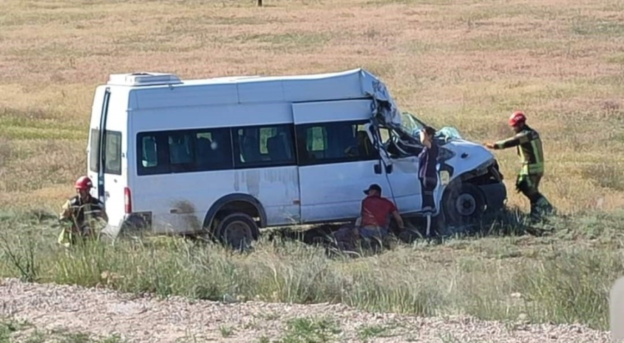 Ankara'da işçi servisi şarampole yuvarlandı: 6 yaralı