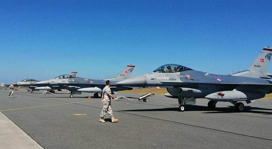 Türk F-16'ları Almanya'da