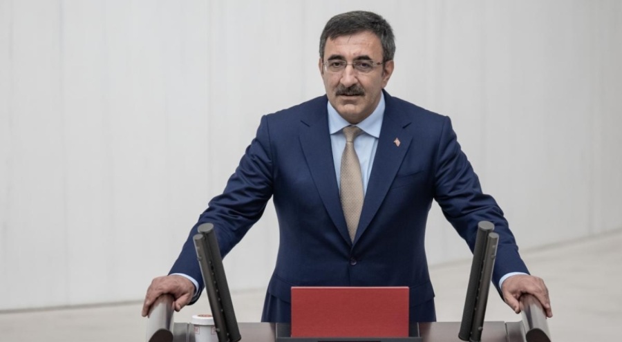 Cumhurbaşkanı Yardımcısı Yılmaz'dan Kurtulmuş'a tebrik