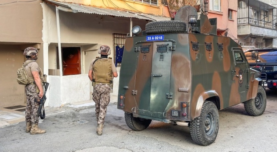 Mersin'de uyuşturucu tacirlerine şafak operasyonu: 31 gözaltı kararı