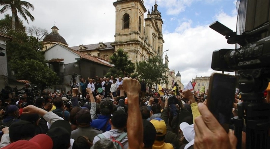Kolombiya'da Cumhurbaşkanı Petro'nun reformlarına destek