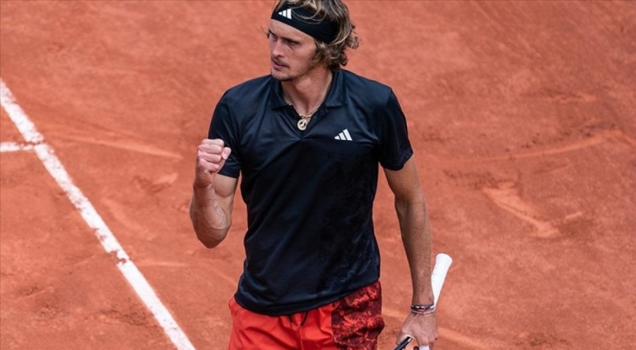 Fransa Açık'ta Zverev ve Ruud yarı finale çıktı