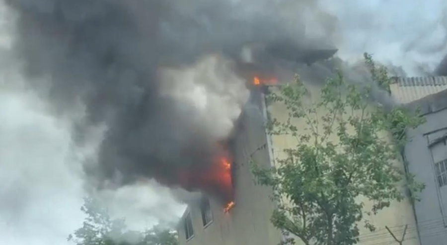 İstanbul'da sanayi sitesinde yangın çıktı!