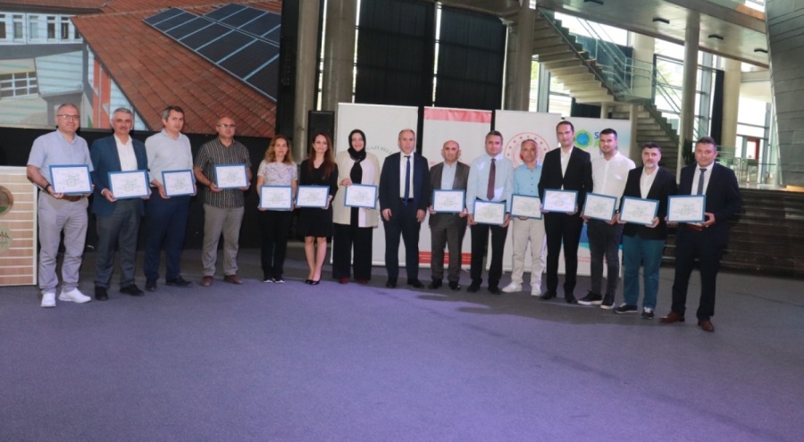 Bursa'da Çevre Haftası'nda çevre dostu okullarla etkinlik düzenlendi