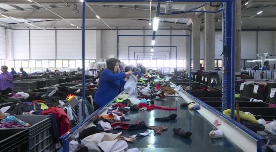 Bursa'da toplanan kullanılmış giysiler 45 ülkeye ihraç ediliyor