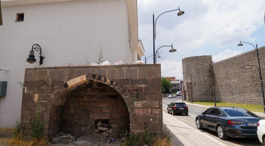 Diyarbakır'daki tarihi çeşmelerden tekrar su akacak