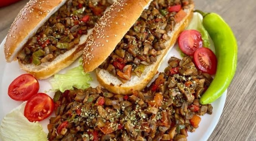 Yunanistan bir yemeğimizi daha sahiplendi! 'Kokoretsi' birinci oldu