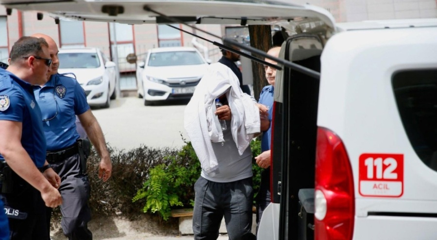 Eskişehir'de  6 yaşındaki kız çocuğuna cinsel istismar sanığına 15 yıl hapis cezası