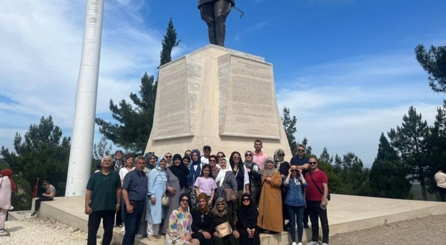 Bursalı şehit aileleri Çanakkale Şehitliğine gitti