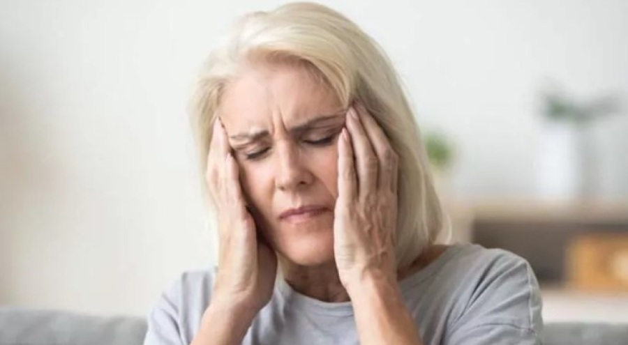 3 aydan fazla süren şiddetli baş ağrısına dikkat!