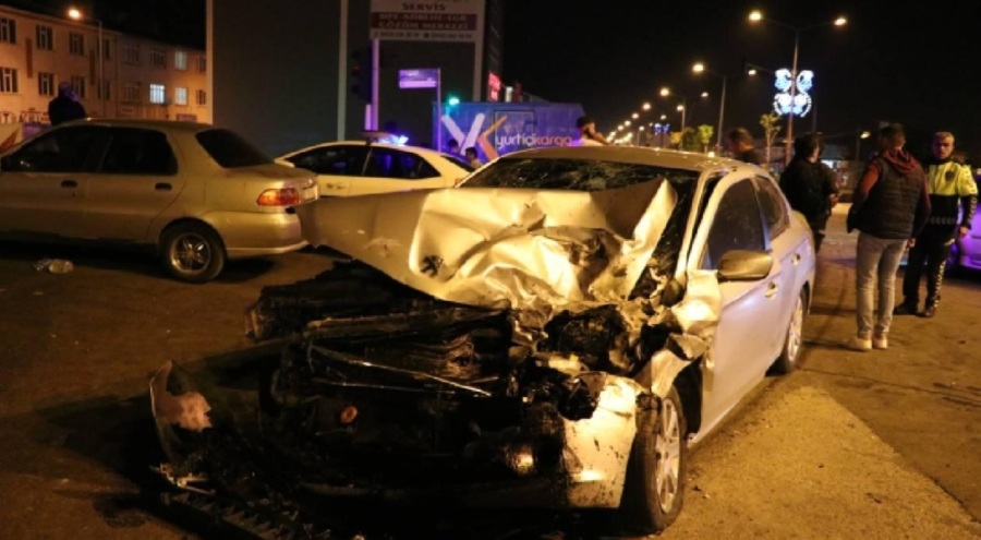 Erzurum'da kaza: Çok sayıda yaralı var