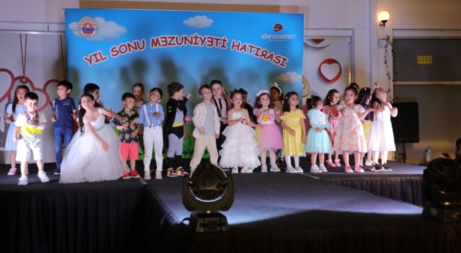 Bursa Gemlik'te minikler mezun oldu