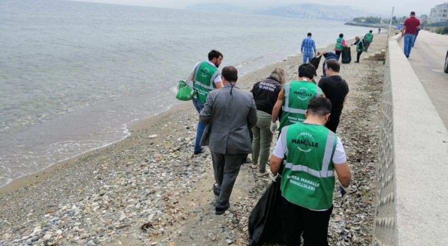 Bursa'da daha temiz Marmara için kıyı temizliği etkinliği