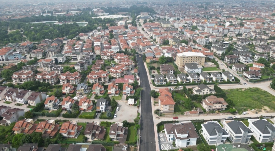 Bursa İnegöl park caddesinde asfalt çalışmaları başladı