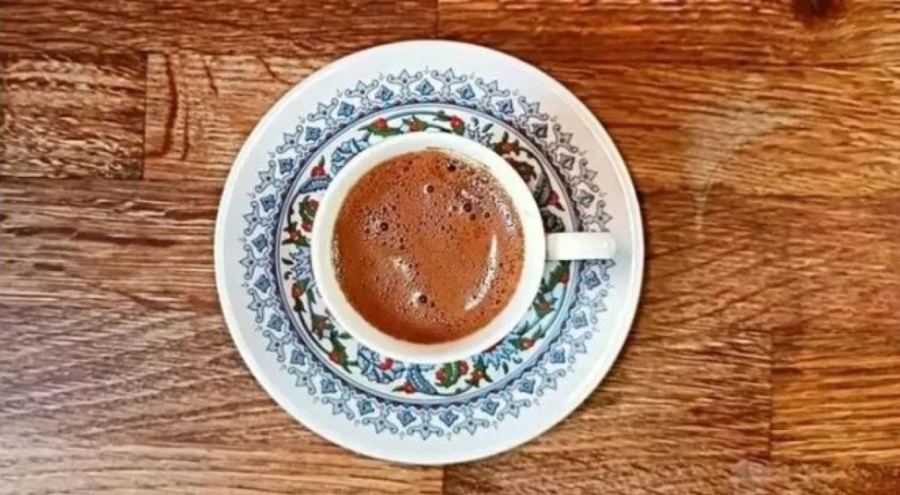 Sabah kahvenizin içine iki damla limon damlatın!