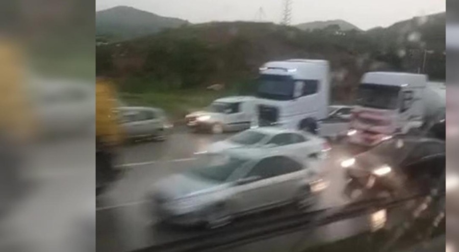 Ankara-Kırıkkale karayolu  araç trafiğine kapandı