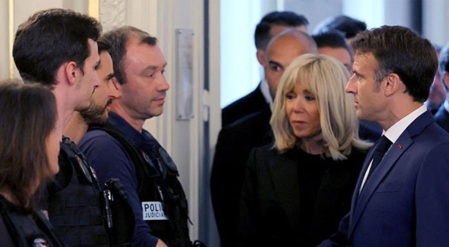 Macron saldırıya uğrayan çocukları ziyaret etti